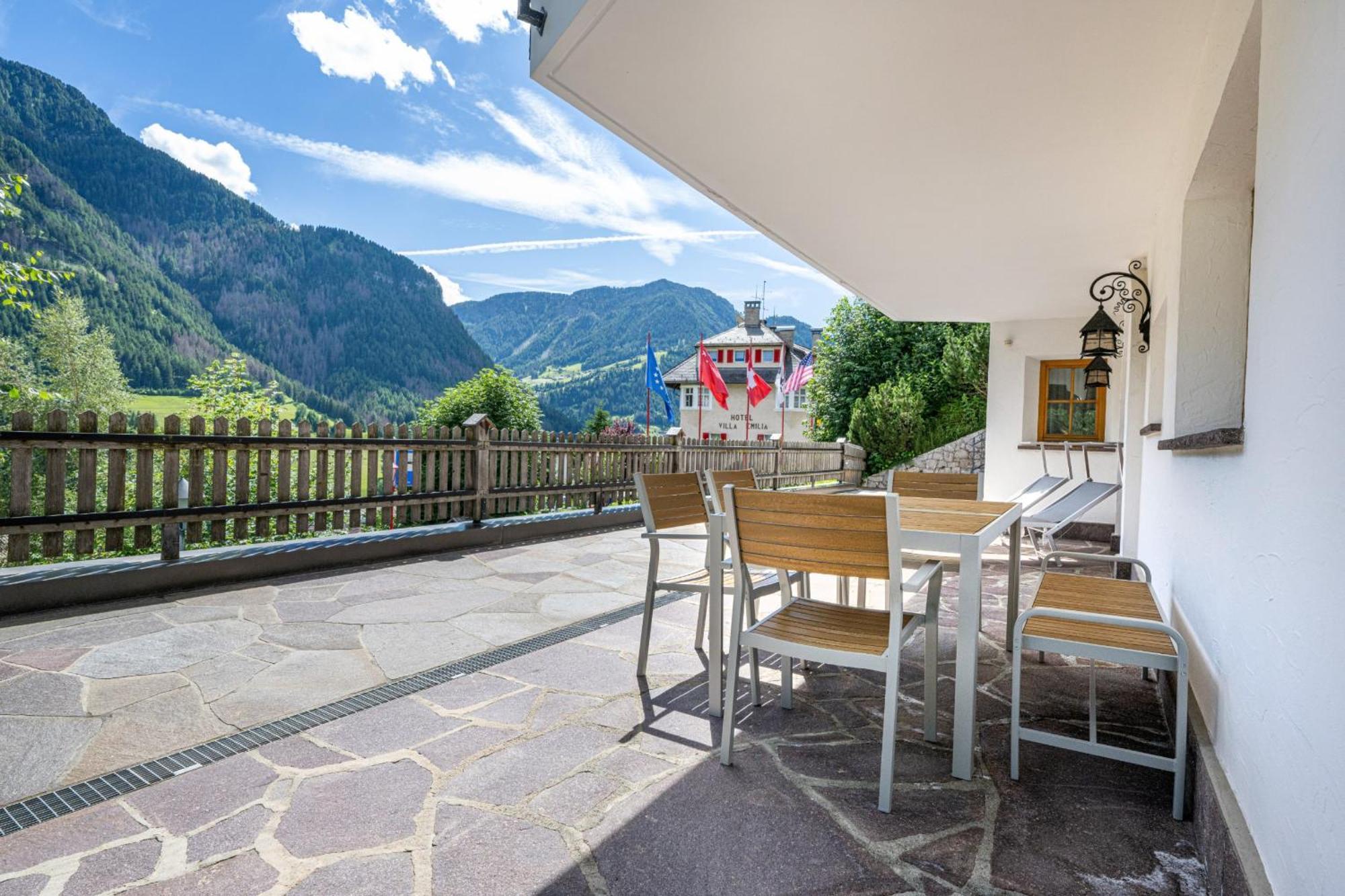 Panoramic Apartment 24 Urtijëi Dış mekan fotoğraf