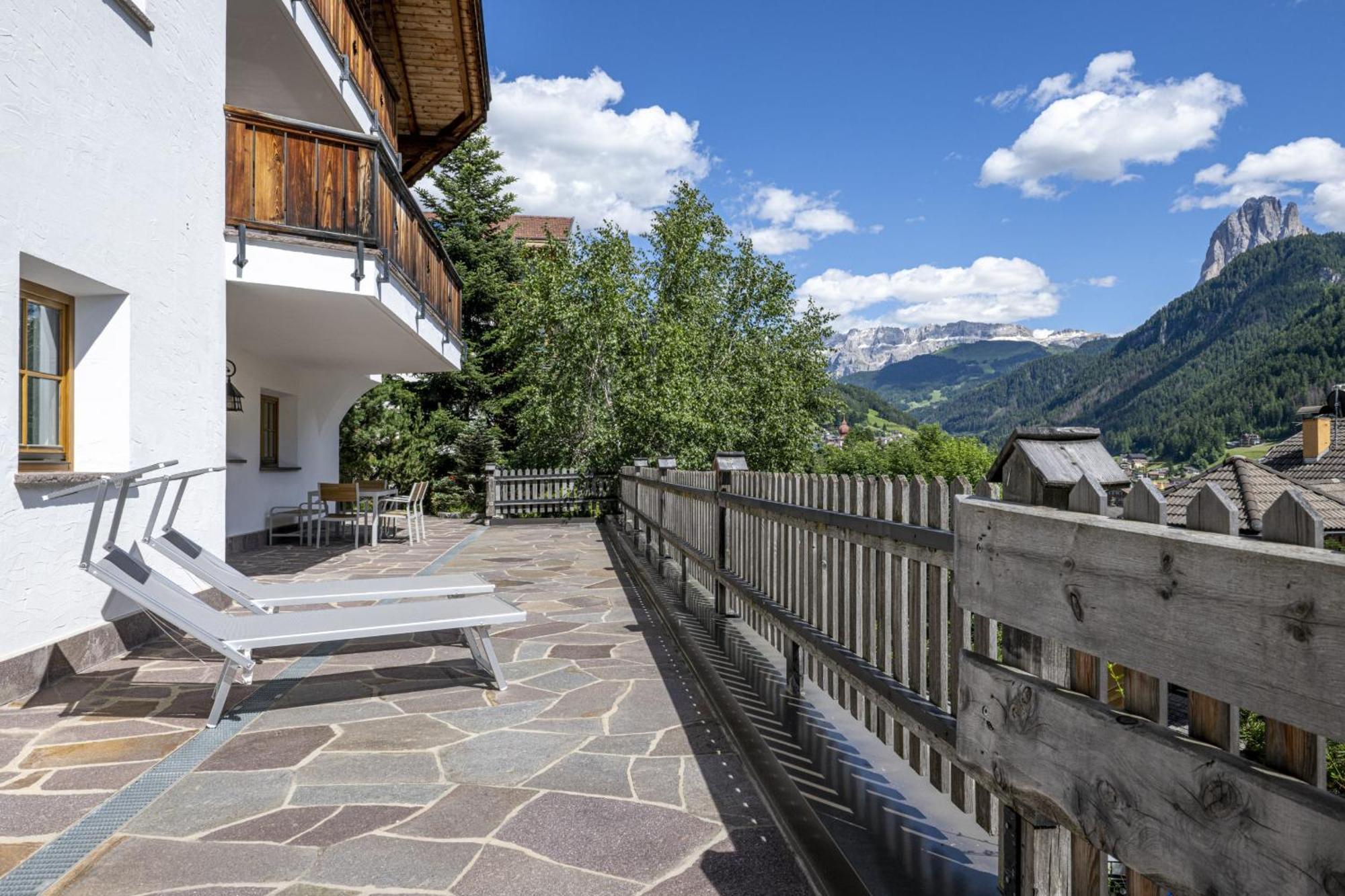 Panoramic Apartment 24 Urtijëi Dış mekan fotoğraf