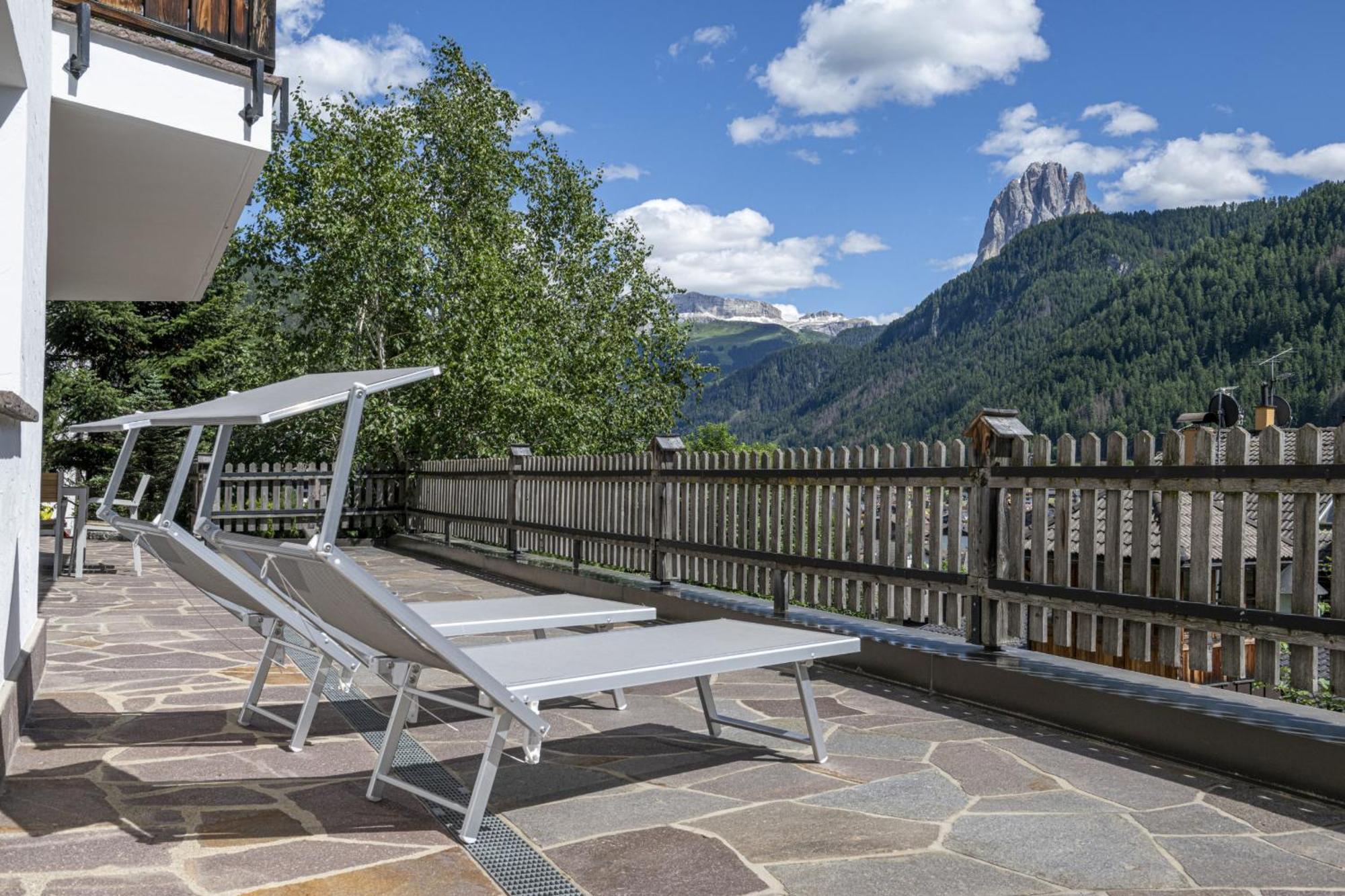 Panoramic Apartment 24 Urtijëi Dış mekan fotoğraf